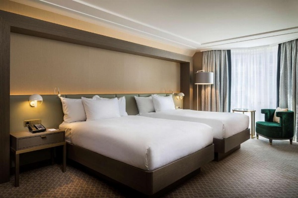 Hilton Vienna Plaza image 27