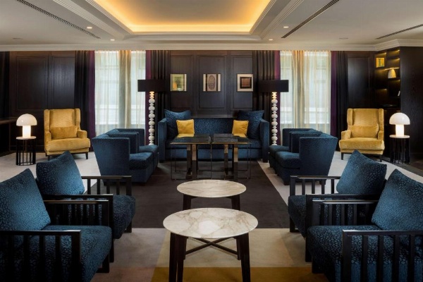 Hilton Vienna Plaza image 8
